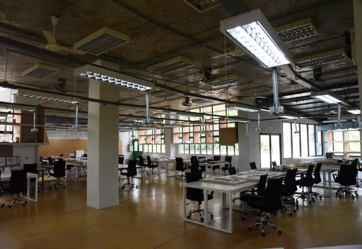 ข่าวสาร : เยี่ยมชมห้องเรียนและหอพักปลอดฝุ่น คณะสถาปัตยกรรมศาสตร์ภายใต้ ...