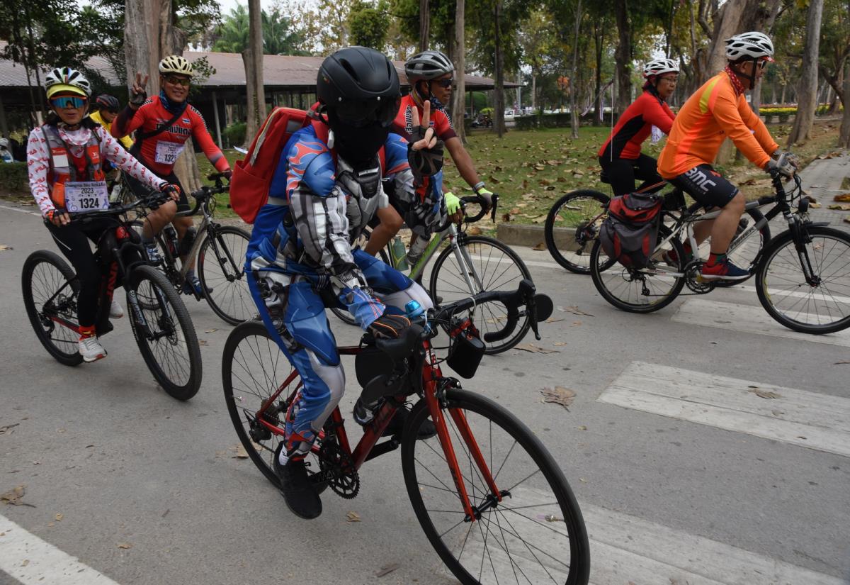 ข่าวสาร : พิธีเปิดงาน Chiang Mai Bike Ride & Run - มหาวิทยาลัยเชียงใหม่