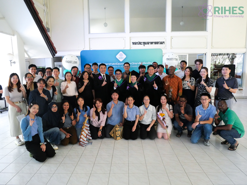 สถาบันวิจัยวิทยาศาสตร์สุขภาพ มช. จัดกิจกรรมแสดงความยินดีแก่บัณฑิตผู้เข้ารับพระราชทานปริญญาบัตร ครั้งที่ 60